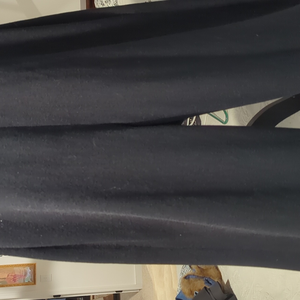 Elegant Black Embellished Women's Jumpsuit - Picture 3 of 6